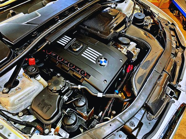 BMW E90 335i ARMASPEED Carbon Fiber Cold Air Intake
